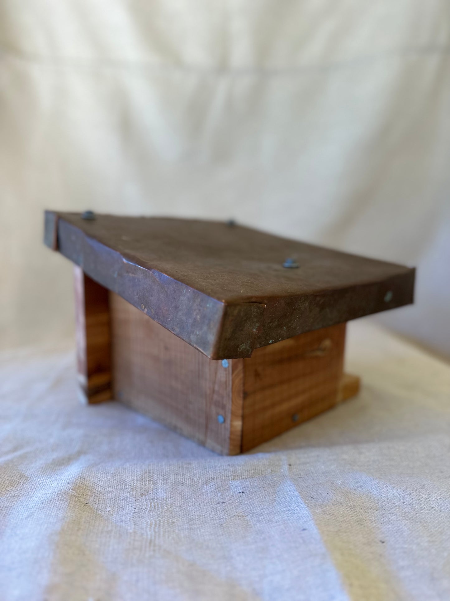 CEDAR BIRD HOME